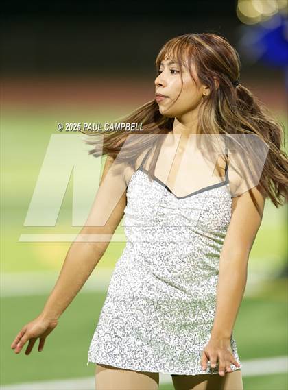 Thumbnail 1 in Independence @ Moon Valley photogallery.