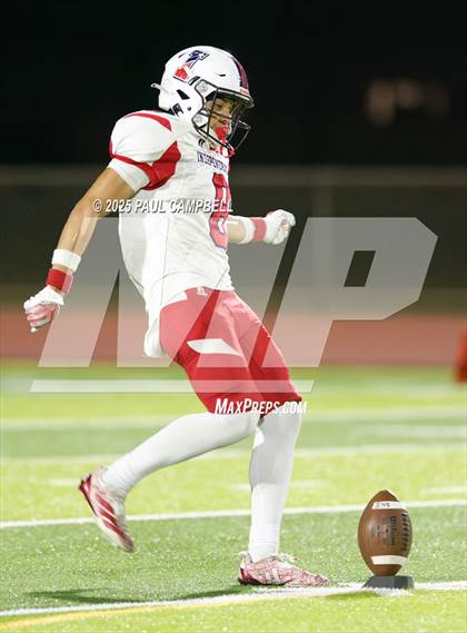 Thumbnail 1 in Independence @ Moon Valley photogallery.