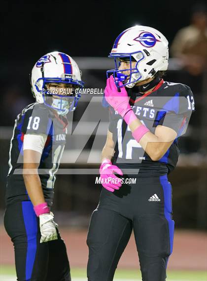 Thumbnail 1 in Independence @ Moon Valley photogallery.