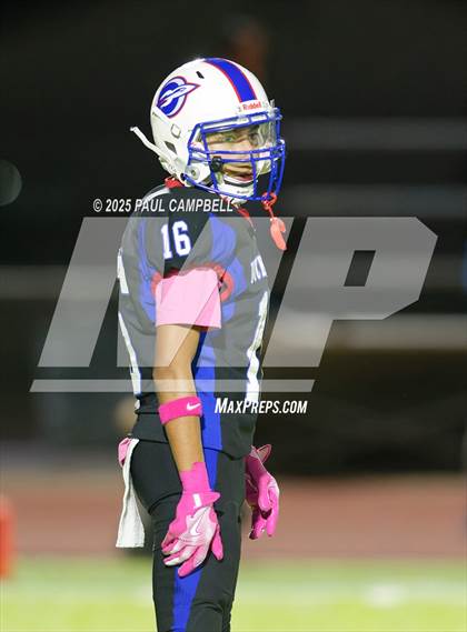 Thumbnail 2 in Independence @ Moon Valley photogallery.