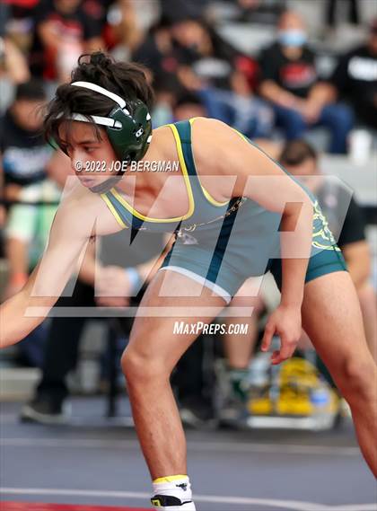 Thumbnail 2 in CIF-CS D5 Section Semifinals photogallery.