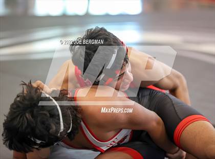 Thumbnail 3 in CIF-CS D5 Section Semifinals photogallery.