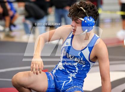 Thumbnail 1 in CIF-CS D5 Section Semifinals photogallery.