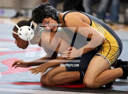 Thumbnail 1 in CIF-CS D5 Section Semifinals photogallery.