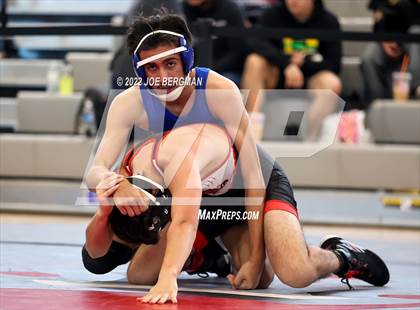 Thumbnail 1 in CIF-CS D5 Section Semifinals photogallery.
