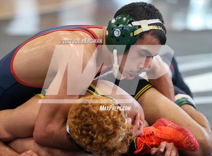 Thumbnail 2 in CIF-CS D5 Section Semifinals photogallery.