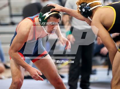 Thumbnail 2 in CIF-CS D5 Section Semifinals photogallery.