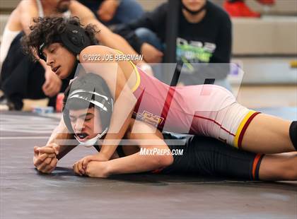 Thumbnail 2 in CIF-CS D5 Section Semifinals photogallery.