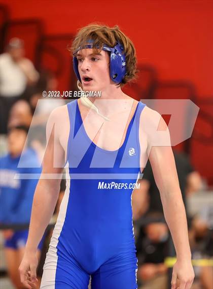 Thumbnail 1 in CIF-CS D5 Section Semifinals photogallery.