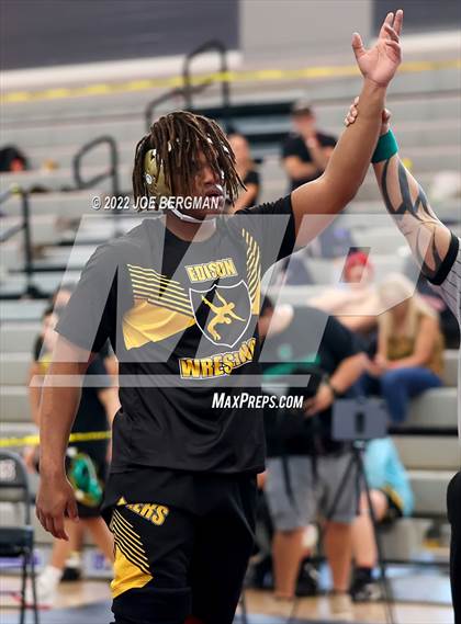 Thumbnail 3 in CIF-CS D5 Section Semifinals photogallery.
