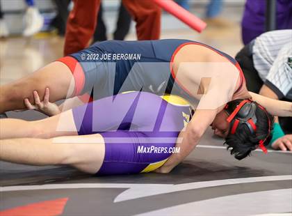 Thumbnail 2 in CIF-CS D5 Section Semifinals photogallery.