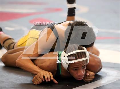 Thumbnail 3 in CIF-CS D5 Section Semifinals photogallery.