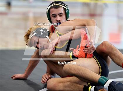 Thumbnail 1 in CIF-CS D5 Section Semifinals photogallery.