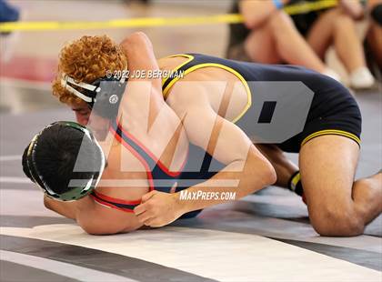 Thumbnail 1 in CIF-CS D5 Section Semifinals photogallery.
