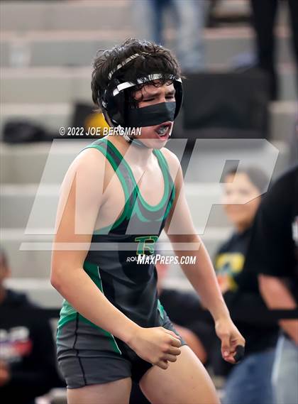 Thumbnail 3 in CIF-CS D5 Section Semifinals photogallery.