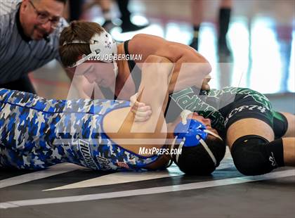 Thumbnail 3 in CIF-CS D5 Section Semifinals photogallery.