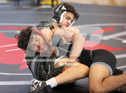 Thumbnail 2 in CIF-CS D5 Section Semifinals photogallery.