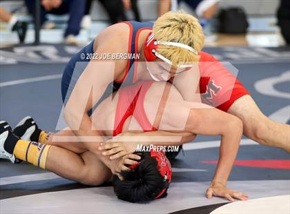 Thumbnail 2 in CIF-CS D5 Section Semifinals photogallery.
