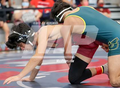 Thumbnail 2 in CIF-CS D5 Section Semifinals photogallery.