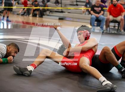 Thumbnail 2 in CIF-CS D5 Section Semifinals photogallery.