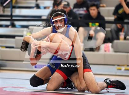 Thumbnail 2 in CIF-CS D5 Section Semifinals photogallery.