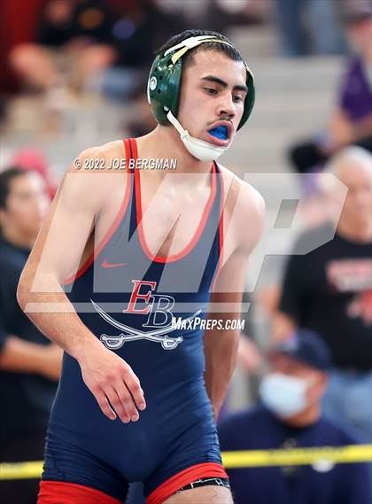 Thumbnail 1 in CIF-CS D5 Section Semifinals photogallery.