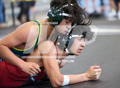 Thumbnail 3 in CIF-CS D5 Section Semifinals photogallery.