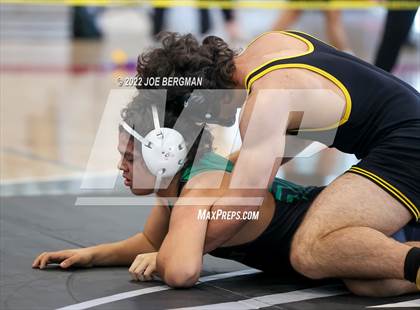 Thumbnail 1 in CIF-CS D5 Section Semifinals photogallery.
