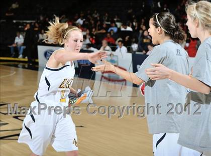 Thumbnail 2 in Rio Mesa vs. Arroyo Grande (CIF SS D3AAA Final) photogallery.