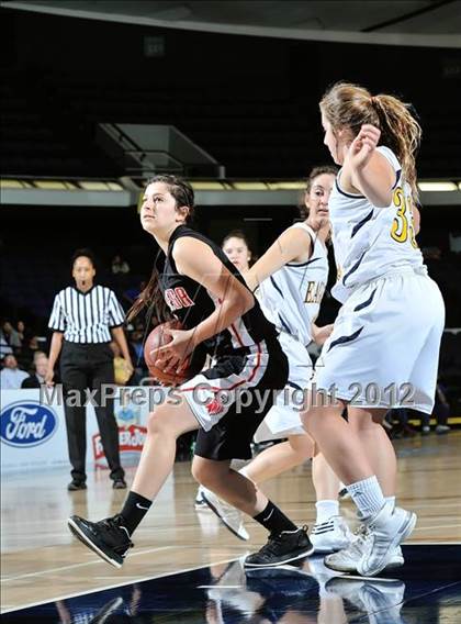 Thumbnail 1 in Rio Mesa vs. Arroyo Grande (CIF SS D3AAA Final) photogallery.