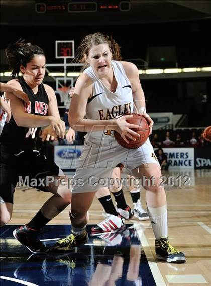Thumbnail 3 in Rio Mesa vs. Arroyo Grande (CIF SS D3AAA Final) photogallery.