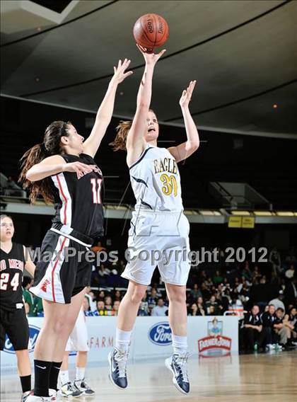 Thumbnail 1 in Rio Mesa vs. Arroyo Grande (CIF SS D3AAA Final) photogallery.