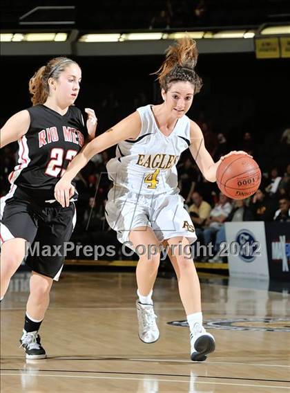 Thumbnail 2 in Rio Mesa vs. Arroyo Grande (CIF SS D3AAA Final) photogallery.