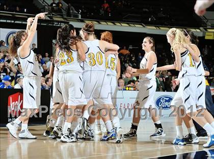 Thumbnail 1 in Rio Mesa vs. Arroyo Grande (CIF SS D3AAA Final) photogallery.