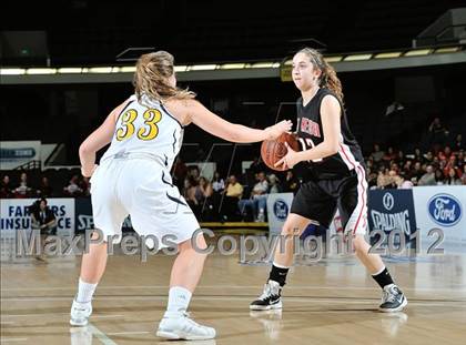 Thumbnail 3 in Rio Mesa vs. Arroyo Grande (CIF SS D3AAA Final) photogallery.