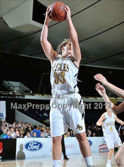 Thumbnail 1 in Rio Mesa vs. Arroyo Grande (CIF SS D3AAA Final) photogallery.
