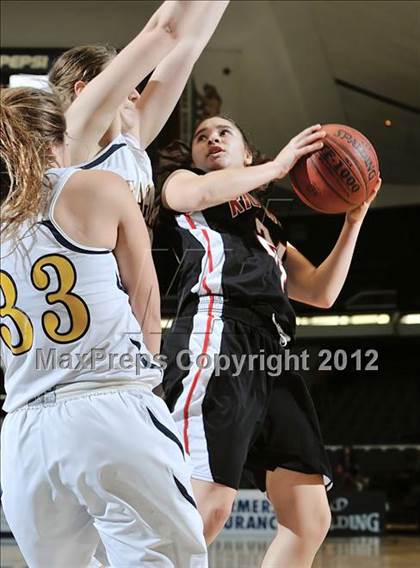 Thumbnail 2 in Rio Mesa vs. Arroyo Grande (CIF SS D3AAA Final) photogallery.