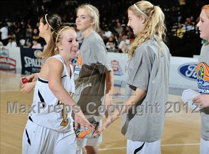 Thumbnail 3 in Rio Mesa vs. Arroyo Grande (CIF SS D3AAA Final) photogallery.