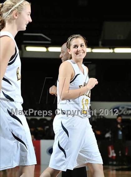 Thumbnail 1 in Rio Mesa vs. Arroyo Grande (CIF SS D3AAA Final) photogallery.