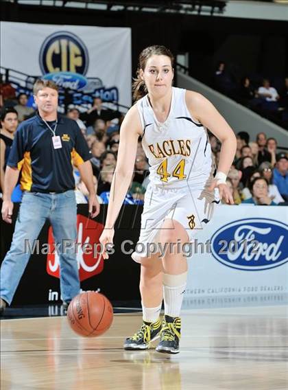 Thumbnail 3 in Rio Mesa vs. Arroyo Grande (CIF SS D3AAA Final) photogallery.