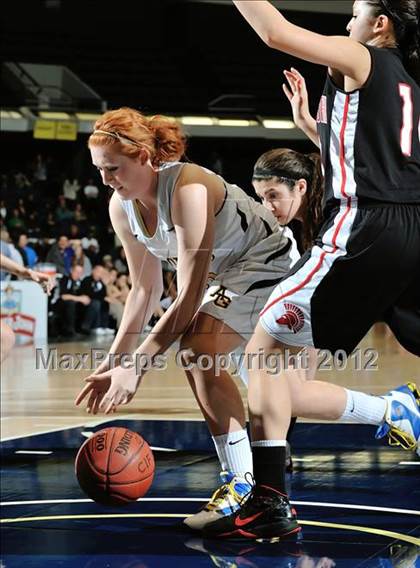 Thumbnail 2 in Rio Mesa vs. Arroyo Grande (CIF SS D3AAA Final) photogallery.