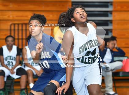 Thumbnail 2 in Millbrook @ Southeast Raleigh photogallery.