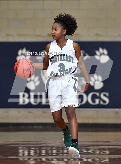 Thumbnail 3 in Millbrook @ Southeast Raleigh photogallery.