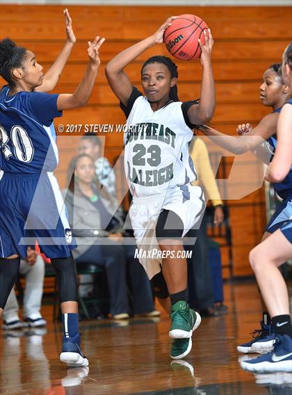 Thumbnail 2 in Millbrook @ Southeast Raleigh photogallery.