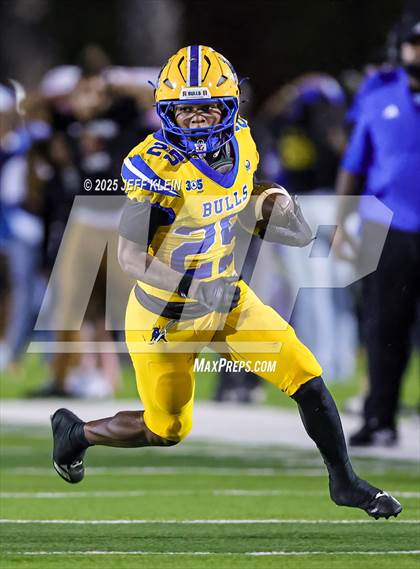 Thumbnail 2 in Central @ Northwestern (FHSAA 3A Regional Final) photogallery.