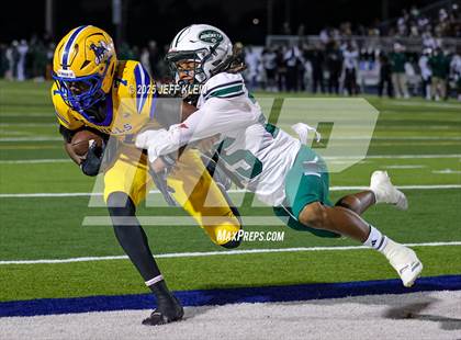 Thumbnail 1 in Central @ Northwestern (FHSAA 3A Regional Final) photogallery.
