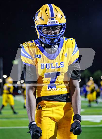 Thumbnail 2 in Central @ Northwestern (FHSAA 3A Regional Final) photogallery.