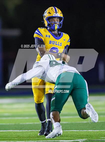 Thumbnail 1 in Central @ Northwestern (FHSAA 3A Regional Final) photogallery.