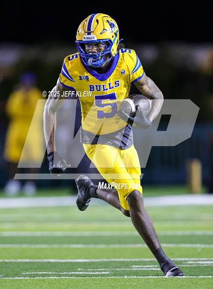 Thumbnail 3 in Central @ Northwestern (FHSAA 3A Regional Final) photogallery.