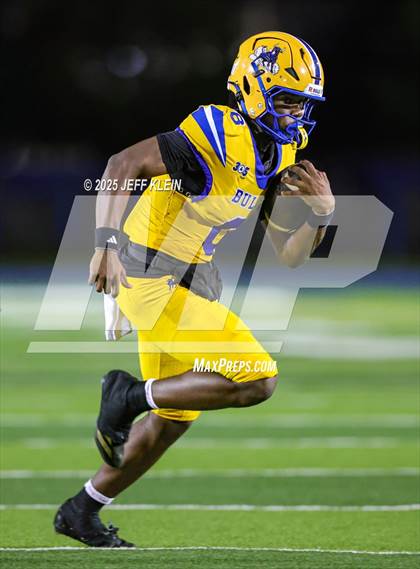 Thumbnail 3 in Central @ Northwestern (FHSAA 3A Regional Final) photogallery.